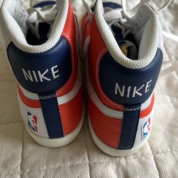 Men’s Nike Blazer Sneakers - Picture 4 of 10